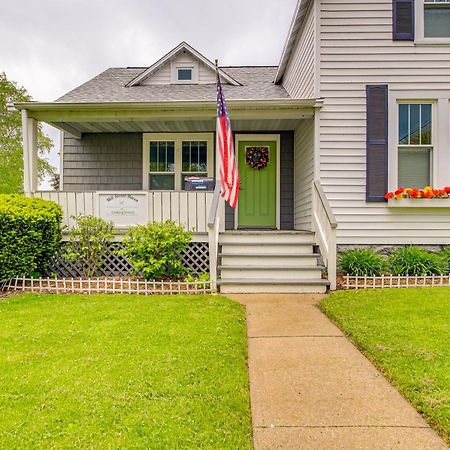 Lavish House With Patio - 2 Blocks To Green Lake! Esterno foto
