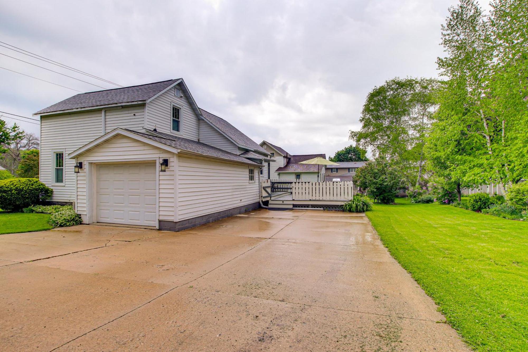 Lavish House With Patio - 2 Blocks To Green Lake! Esterno foto