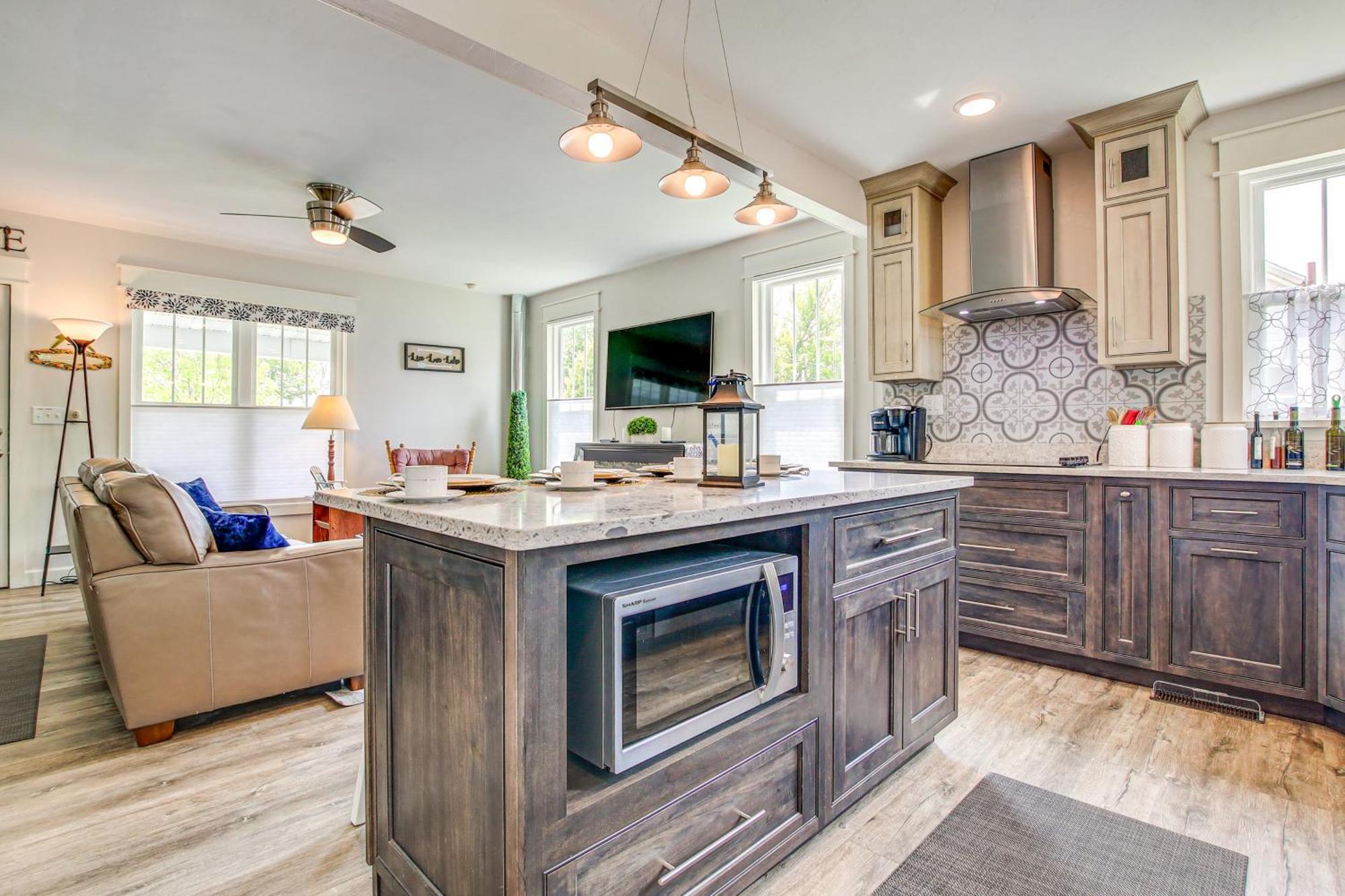 Lavish House With Patio - 2 Blocks To Green Lake! Esterno foto